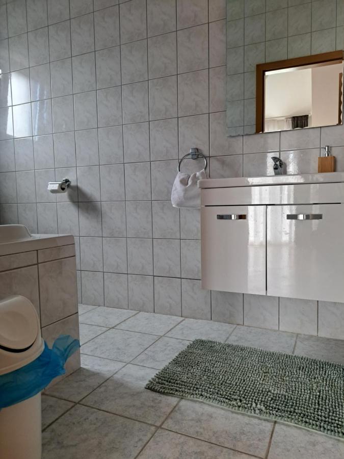 Apartments&Room Babic คาชเตลา ภายนอก รูปภาพ