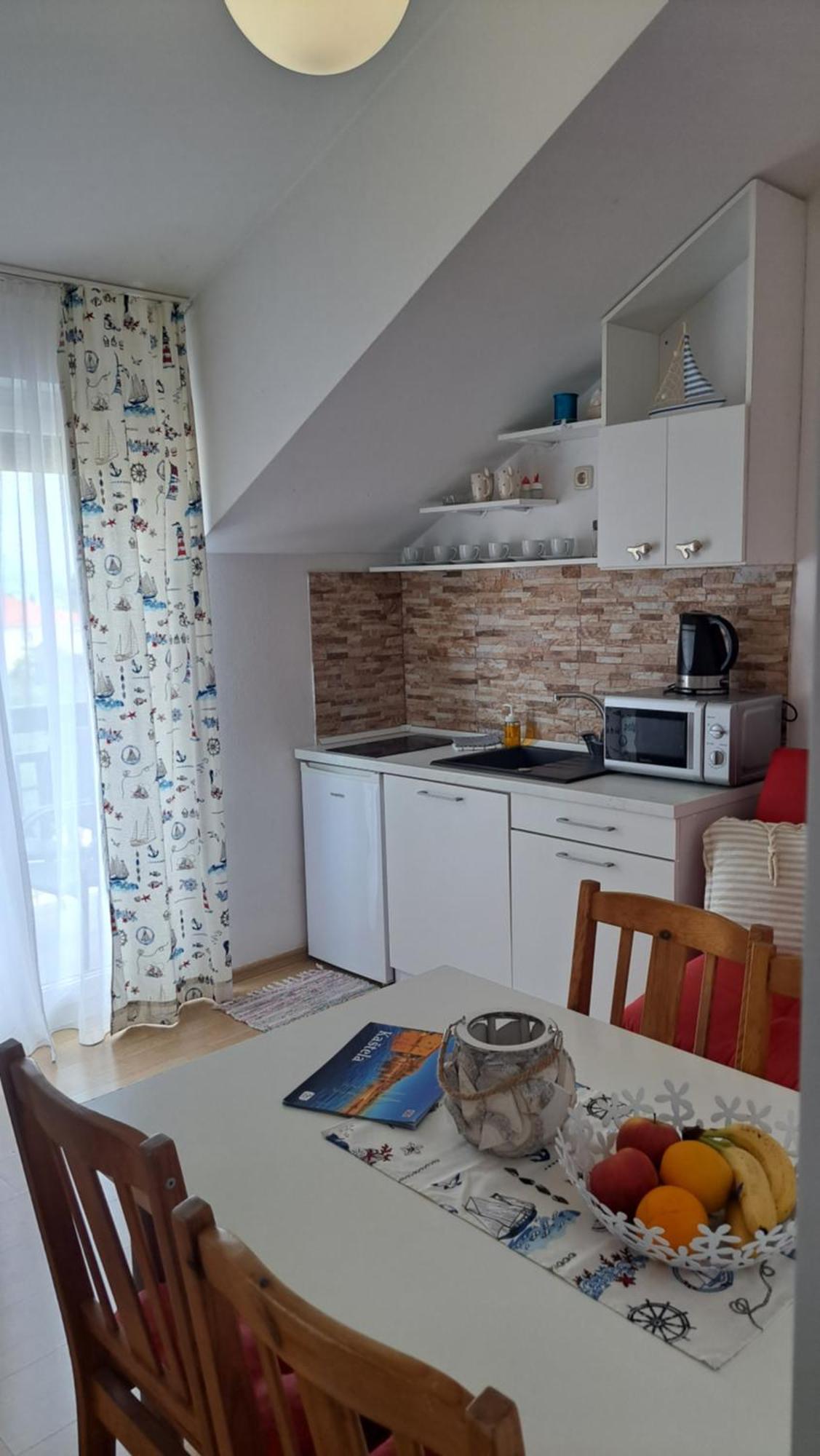 Apartments&Room Babic คาชเตลา ห้อง รูปภาพ